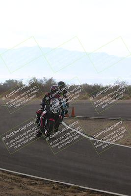 media/Sep-10-2022-SoCal Trackdays (Sat) [[a5bf35bb4a]]/Turn 2 (1pm)/